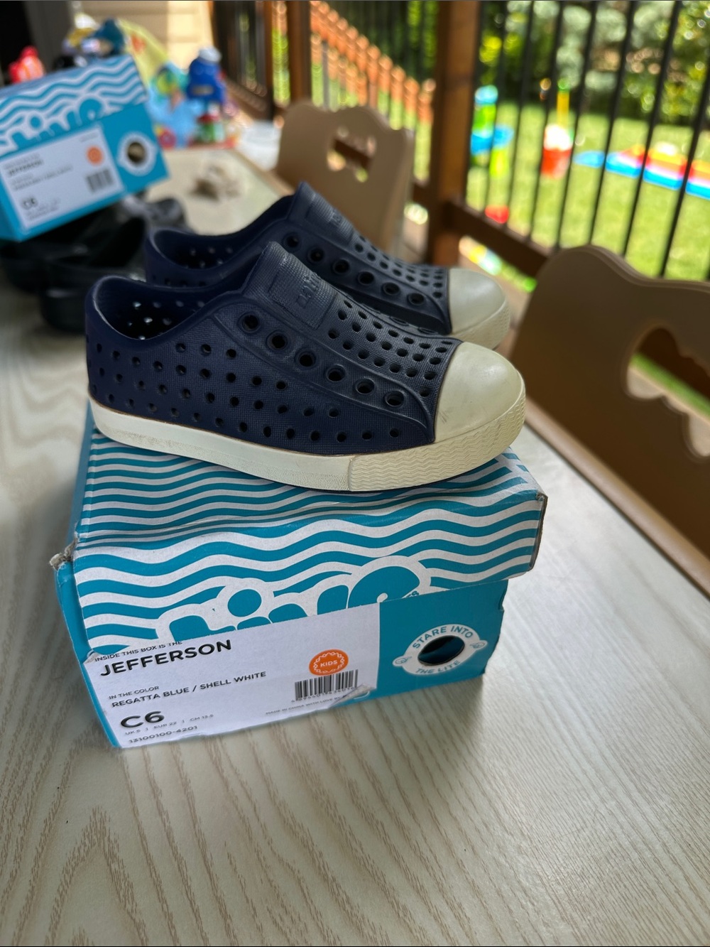Native Jefferson Kids Slip-On Shoe - regatta blue & Shell White